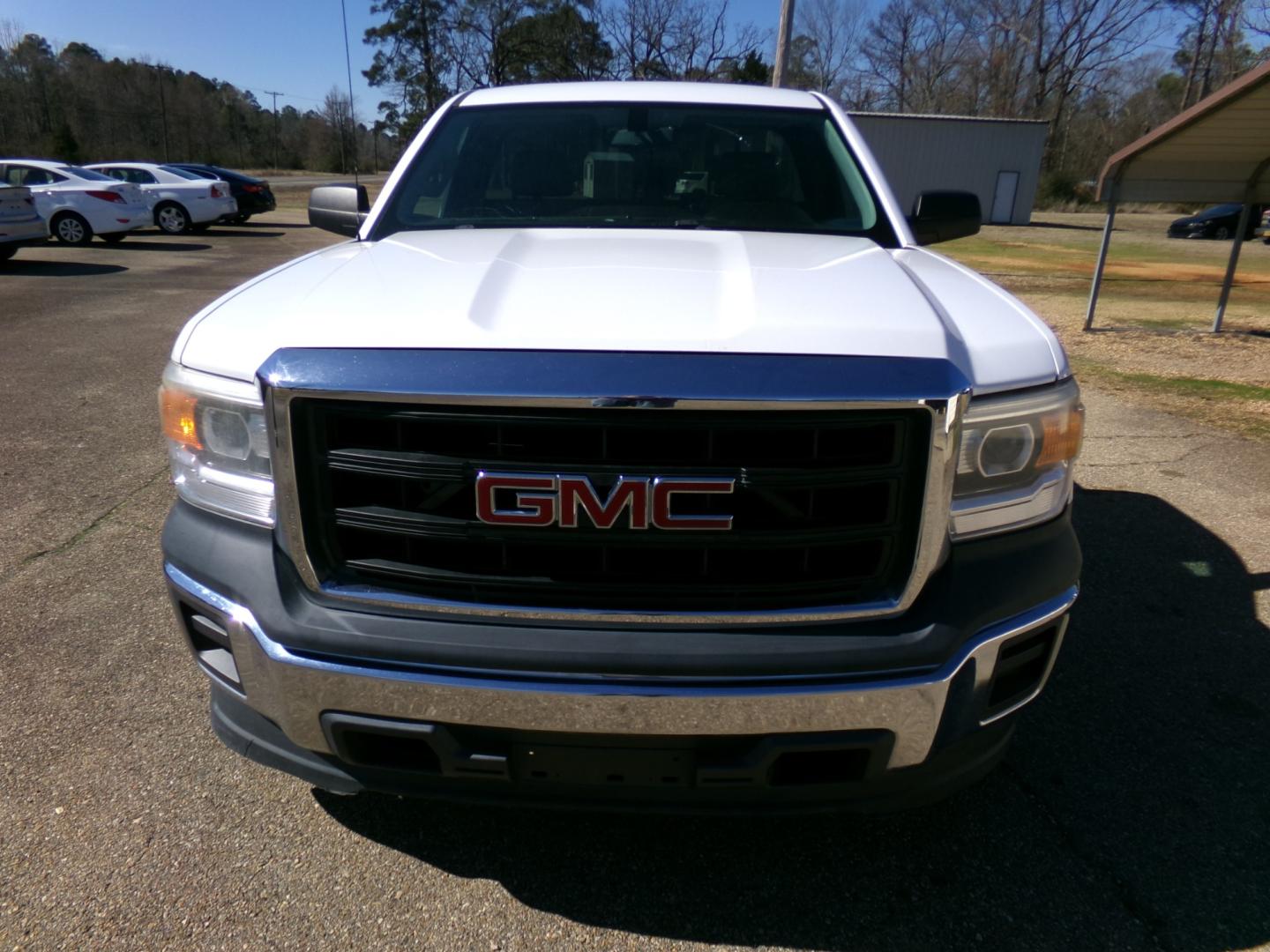 2014 White /Gray GMC Sierra 1500 Base 2WD (1GTN1TEH9EZ) with an 4.3L V6 OHV 12V engine, 6-Speed Automatic transmission, located at 401 First NE, Bearden, AR, 71720, (870) 687-3414, 33.726528, -92.611519 - Photo#17